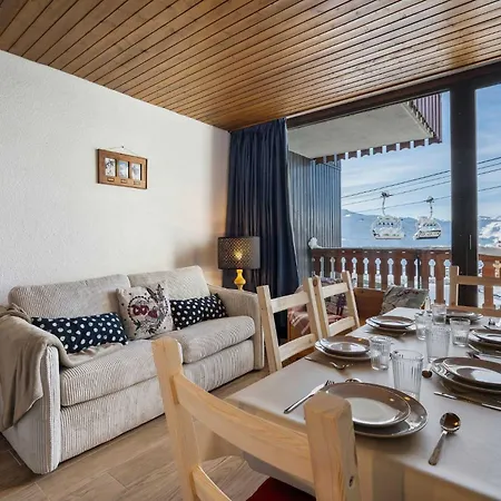 Chalet-style View Flat